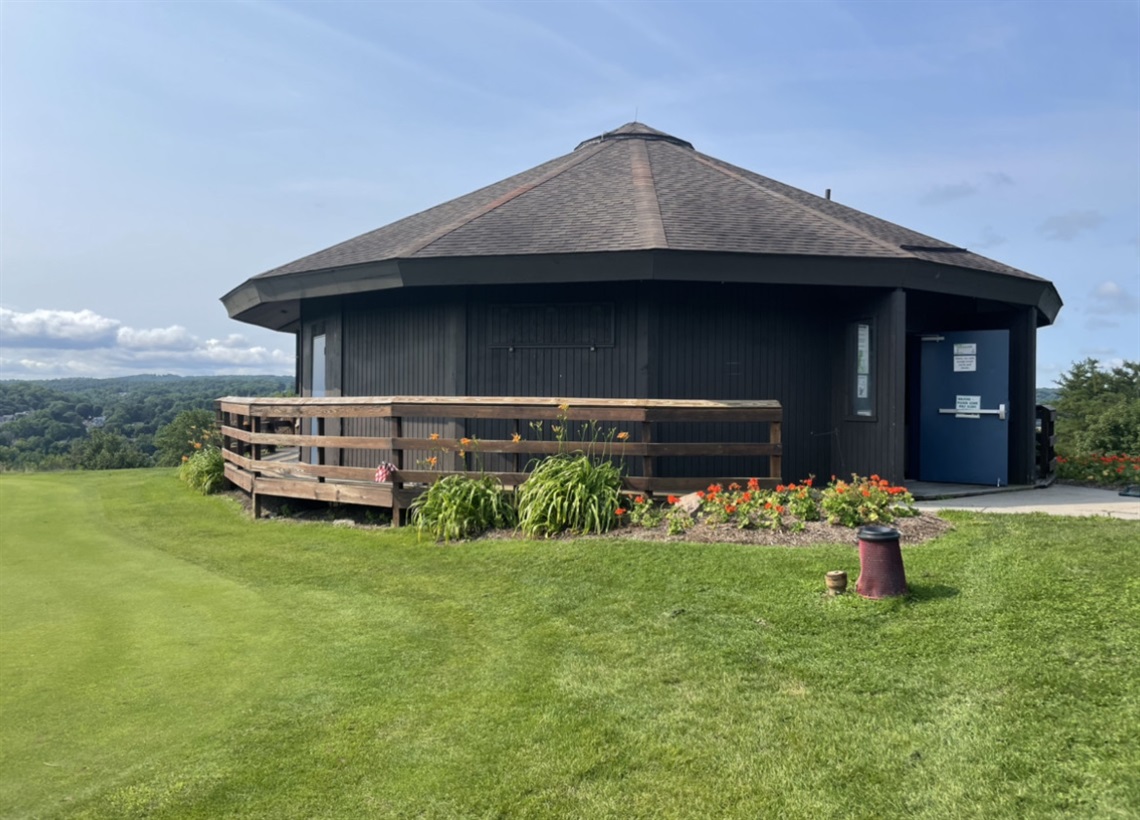 Burnet Park Golf Course Clubhouse